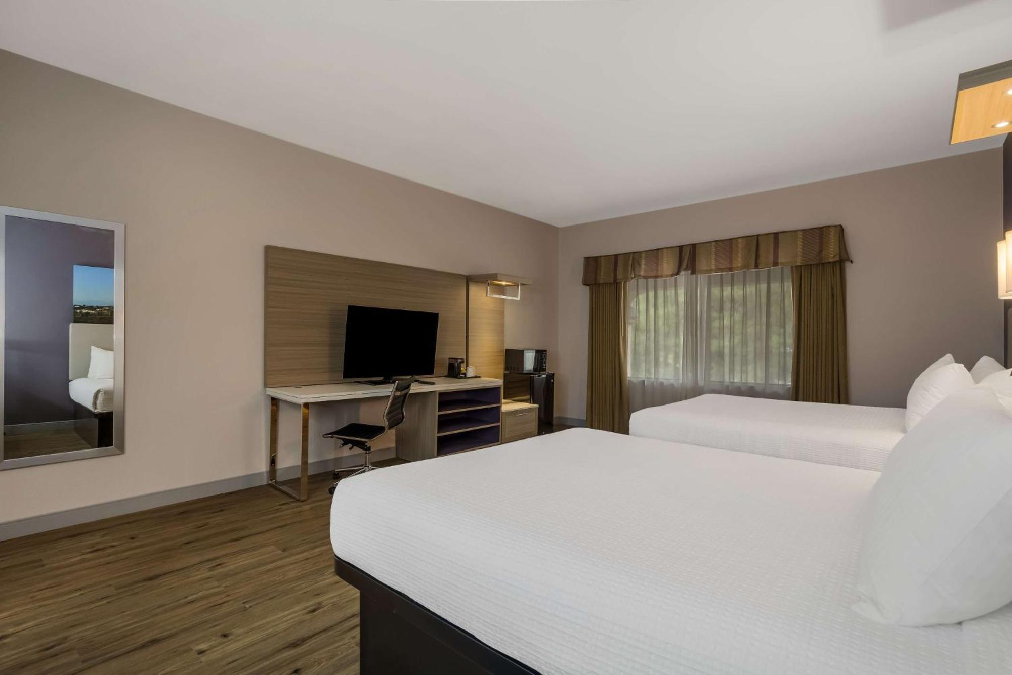 Best Western Diamond Bar Hotel & Suites Екстериор снимка
